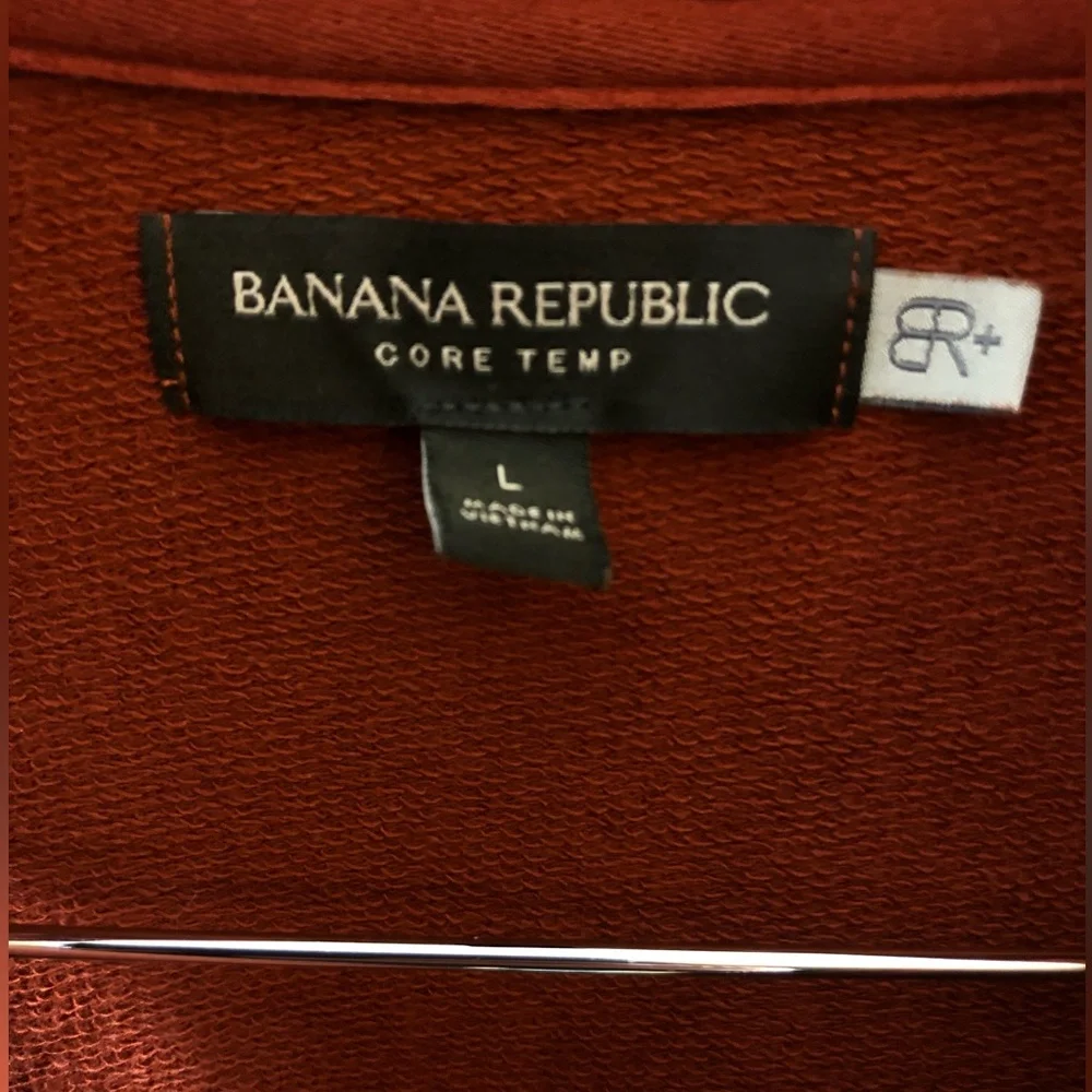 Banana Republic Men’s Quarter Zip Core Temp Pullover. Size Large. - Picture 4 of 4